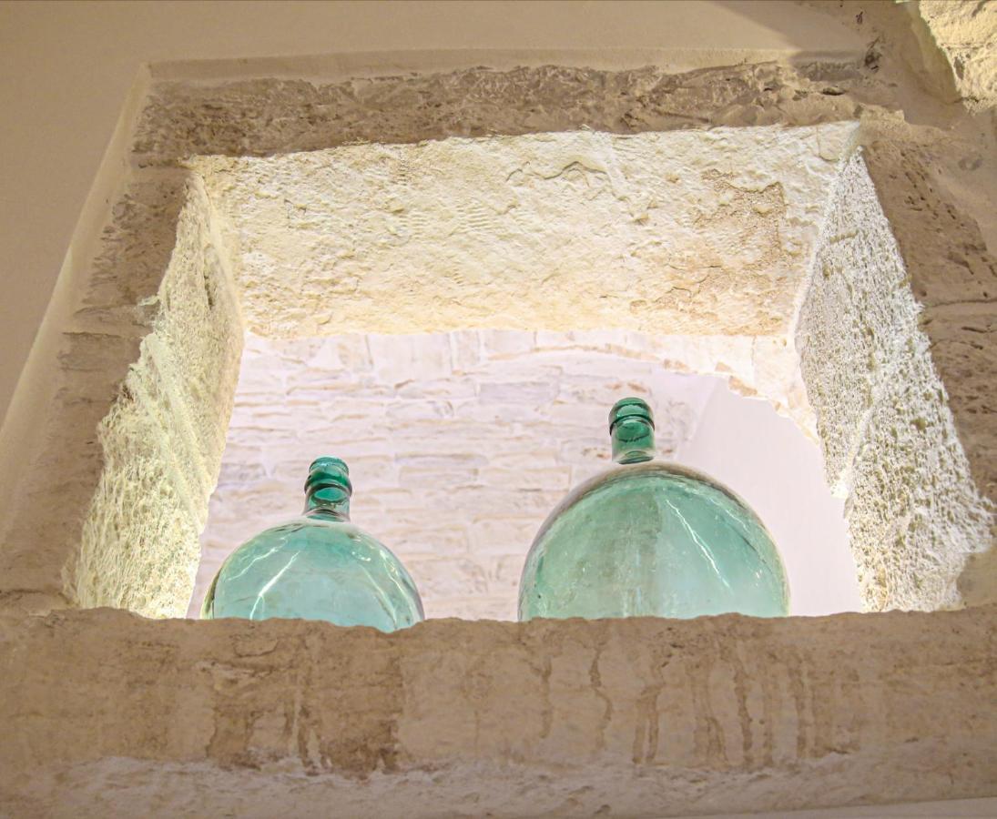 Domus Petra 96 Ceglie Messapica Exterior foto